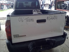 2006 TOYOTA TACOMA, WHITE, STD CAB, MT, 2.7L,  Z26274